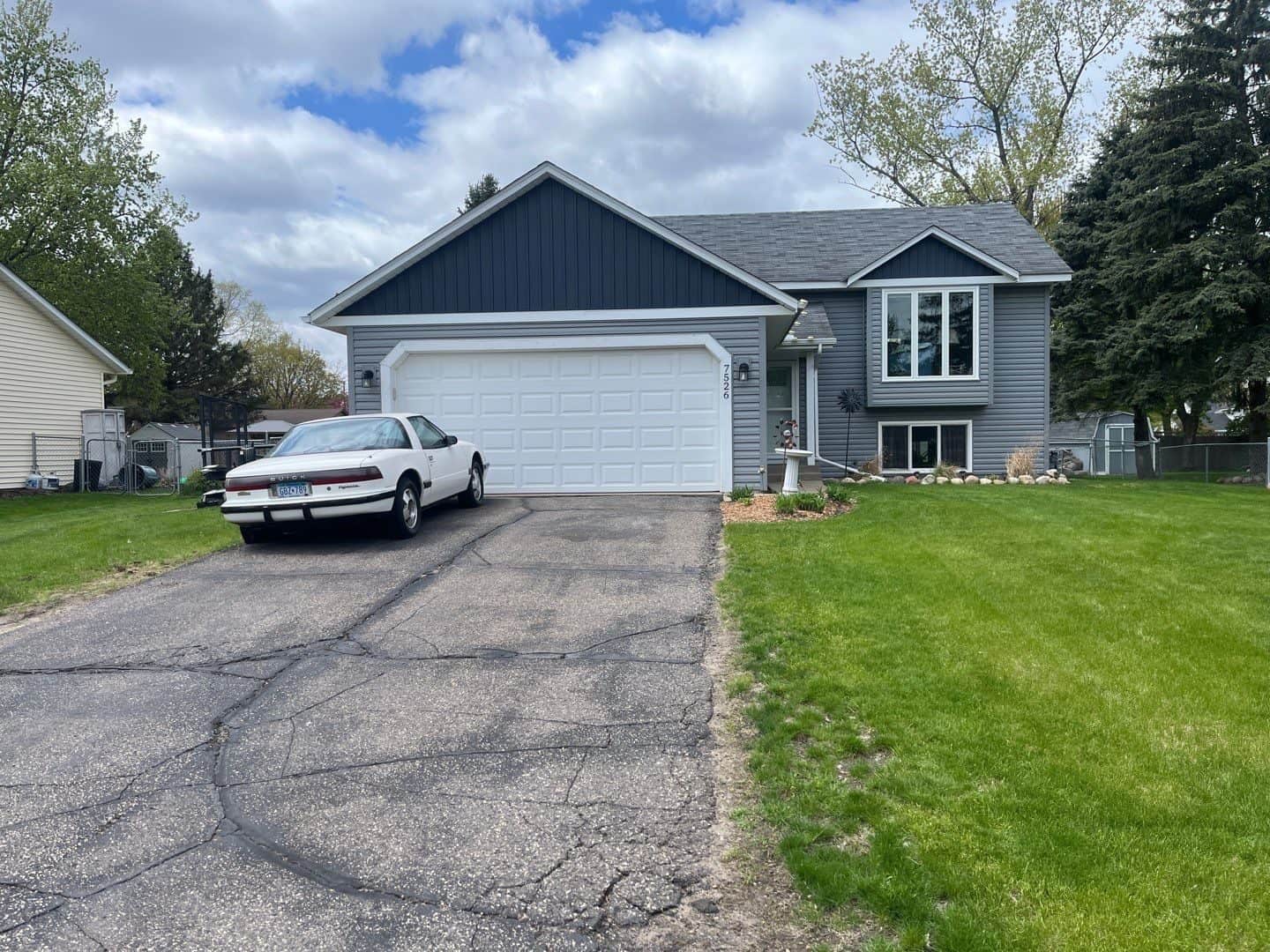 Completed exterior project in Cottage Grove, MN by First Impressions Exteriors