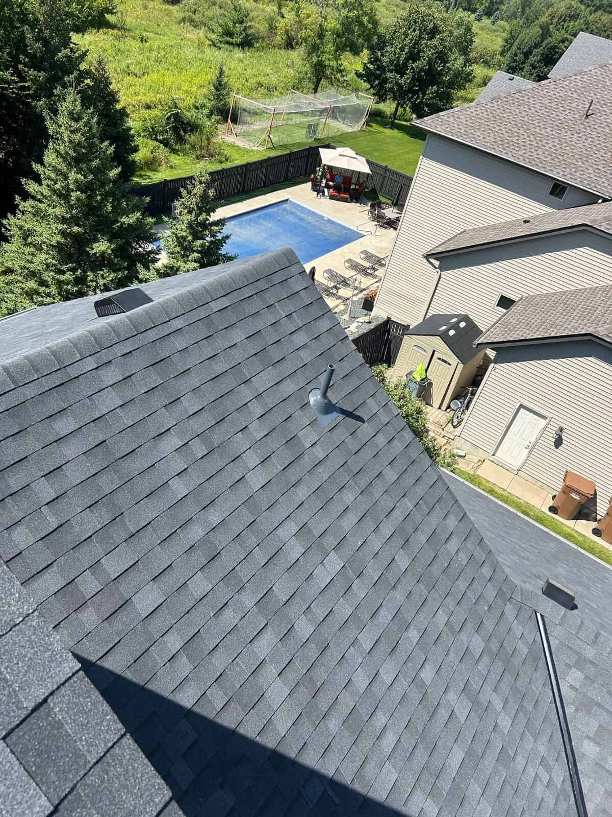 St. Michael, MN home with a new Owens Corning Duration roof in Onyx Black