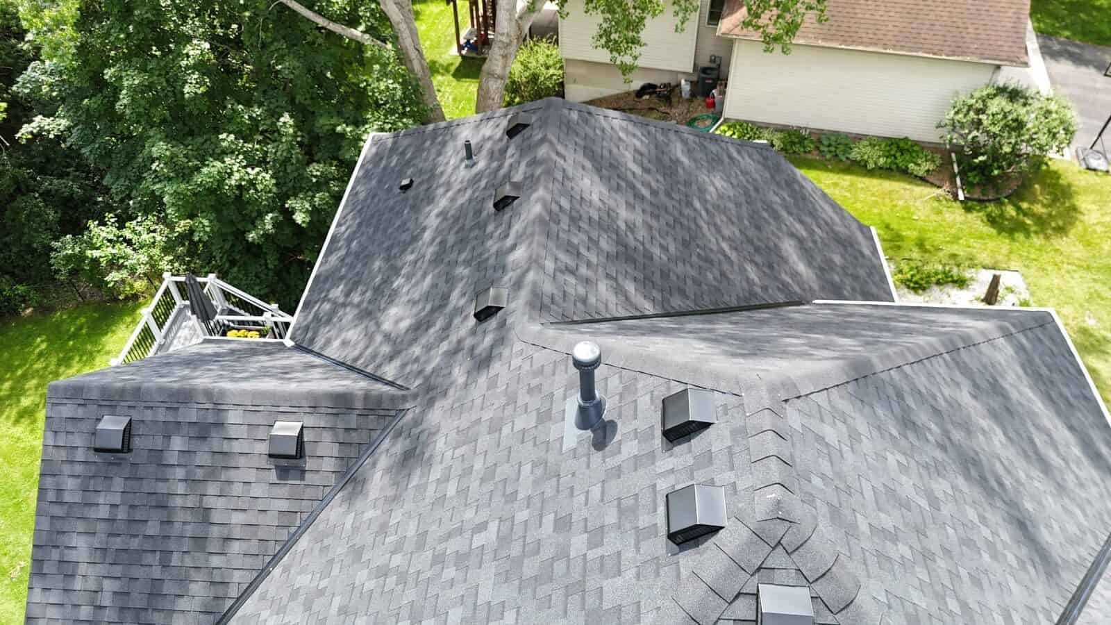 Complex roofline finished in Onyx Black shingles in Plymouth, MN